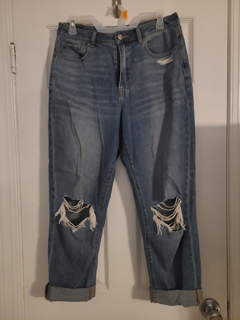 American Eagle Light Blue Distressed Mom Jeans